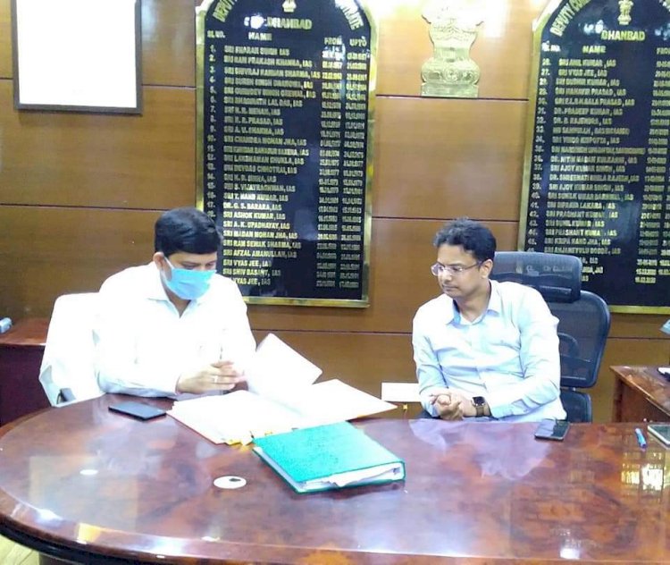 धनबाद : उमा शंकर सिंह ने धनबाद के 50वें डीसी के रूप में पदभार ग्रहण किया