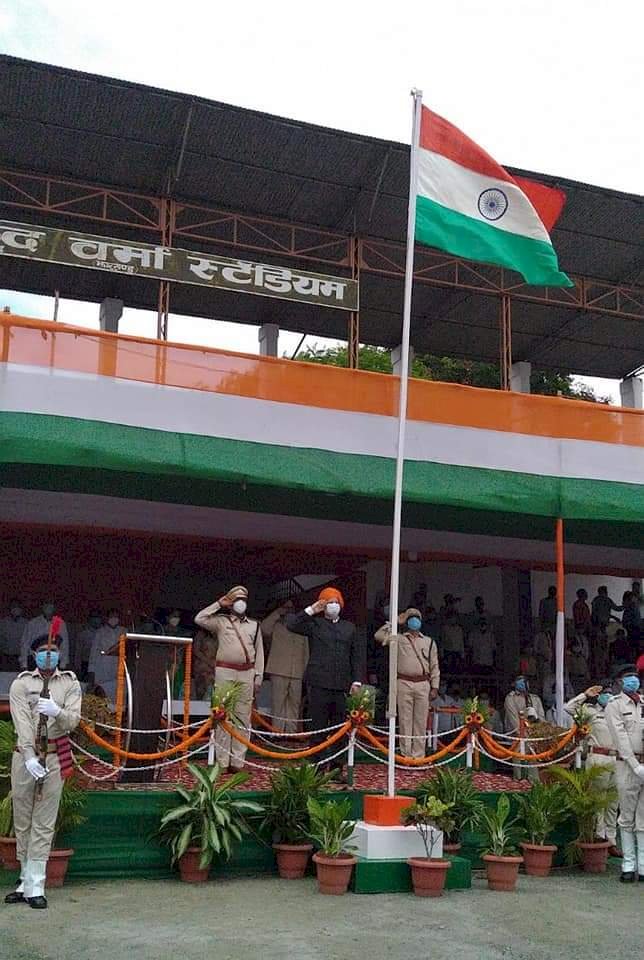 स्वतंत्रता दिवस समारोह : धनबाद में कोरोना पेसेंट के इलाज के लिए 775 बेड उपलब्ध: डीसी