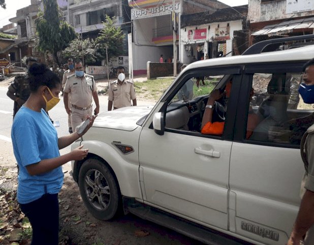 झारखंड: गिरिडीह प्रशासन ने उन्नाव एमपी साक्षी महाराज को किया क्वारंटाइन, एसडीएम ने पीछा कर पकड़ा