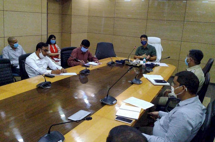 धनबाद: जिले में आज 20 जगहों पर 11600 लोगों की RAT के माध्यम से जांच होगी