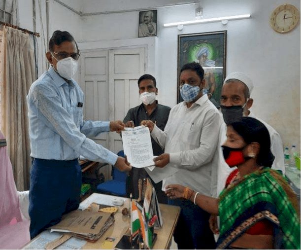 धनबाद: जेडीयू झारखंड में पूर्ण शराबबंदी के लिए आंदोलन करेगा,डीसी के माध्यम से गवर्नर को भेजा गया मांग पत्र