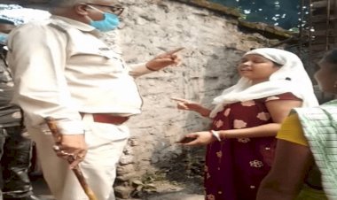 धनबाद: धर्माबांध ओपी इंचार्ज ने किया महिला से दुर्व्यवहार,वीडियो बनाने वाले बच्चे को भी पीटने का आरोप