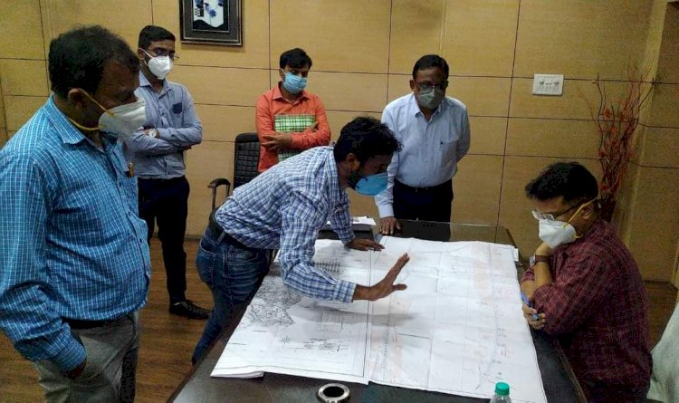 धनबाद: आरा मोड़ से मटकुरिया 3.50 किमी लंबी फ्लाईओवर को लेकर डीसी ने की बैठक