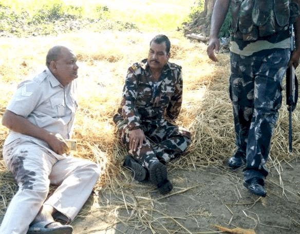 झारखंड: लोहरदगा में पुलिस बल पर नक्सलियों का हमला, IED ब्लास्ट में तीन जवान घायल