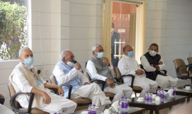 बिहार:NDA विधायक दल के नेता चुने गये नीतीश,गवर्नर से मिलकर सरकार बनाने का दावा ठोका, कल सातवीं बार लेगें सीएम पद की शपथ