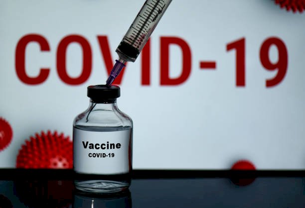नई दिल्ली: सीरम इंस्टीट्यूट ने कोरोना वैक्सीन एस्ट्राजेनेका की चार करोड़ खुराक तैयार की