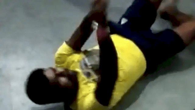 बिहार: दीपावली की रात नवादा के नरहट पुलिस स्टेशन में पुलिसकर्मियों ने किया नागिन डांस, VIDEO वायरल