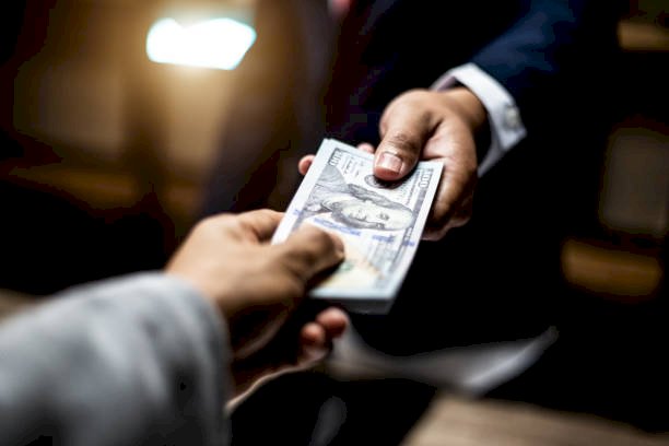 रिश्वतखोरी में इंडियन पूरे एशिया में नंबर वन, देश में की घूसखोरी की दर 39 परसेंट