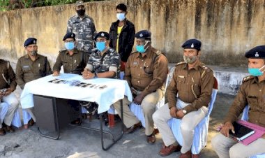 गुमला: एक लाख का इनामी पीएलएफआइ एरिया कमांडर लारा तोपनो अरेस्ट, पिस्टल व कारतूस बरामद