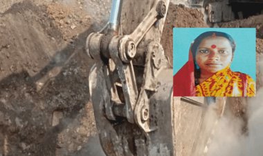 धनबाद: झरिया में बेटी के सामने ही जमींदोज हो गई मां, शावल मशीन से निकाली गयी बॉडी