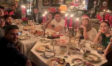 मुंबई:करीना कपूर के घर क्रिसमस पार्टी में दिखा पूरा कपूर खानदान