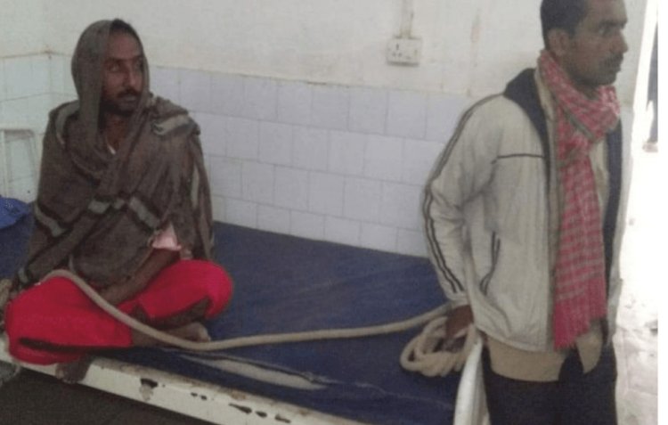 बिहार: सीवान में  सनकी ने पत्नी और पांच बच्चों को टांगी से काटा, खुद खा लिया जहर, चार बच्चे की मौत, महिला समेत दो गंभीर
