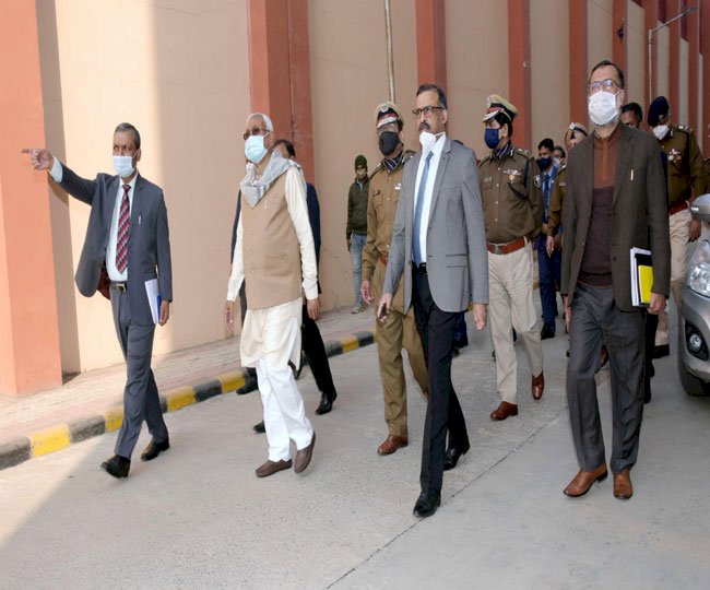 बिहार: क्राइम आउट ऑफ कंट्रोल, CM नीतीश पहुंचे पुलिस हेडक्वाटर, कहा- क्राइम कंट्रोल करके रहेंगे, CCTV कैमरे की जद में होंगे संवेदनशील स्थान