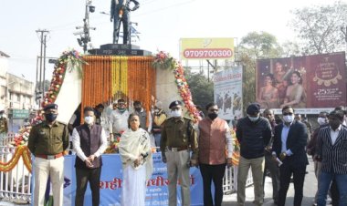 धनबाद : एसपी शहीद रणधीर प्रसाद वर्मा को पुण्यतिथि पर दी गयी भावपूर्ण श्रद्धांजलि