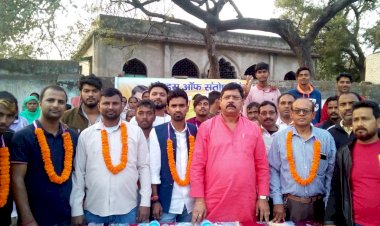 धनबाद: फ्रेंड्स आफ संतोष सिंह का पहला काम है बेरोजगार युवाओं को रोजगार मुहैया कराना: संतोष