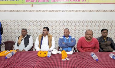 धनबाद झरिया में फ्रेंड्स आफॅ संतोष सिंह का सम्मान समारोह