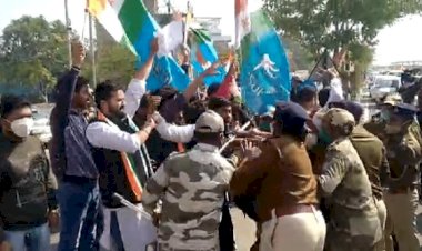 रांची:सेंट्रल मिनिस्टर धर्मेंद्र प्रधान का  NSUI ने किया विरोध,काला झंडा दिखाया,बीजेपी कार्यकर्ताओं से भिड़ंत