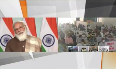 नई दिल्ली: पीएम नरेंद्र मोदी ने अहमदाबाद व सूरत के मेट्रो प्रोजेक्ट का किया शुभारंभ