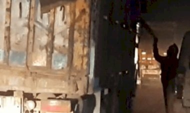 बिहार: भोजपुर में ट्रक से वसूली करते सब इंस्पेक्टर का वीडीओ वायरल, सस्पेंड, एफआइआर, जेल भेजे गये