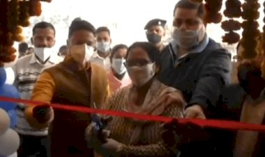 धनबाद: सदर अस्पताल में कोरोना वैक्सीनेशन शुरू,डीसी ने की लोगों से अपील अफवाह से बचें