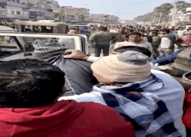 बिहार: औरंगाबाद में विजीलेंस ने गोह थानाध्यक्ष को 30 हजार रुपये घुस लेते दबोचा, लोकल लोगों ने की आरोपी की पिटाई