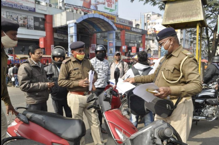 धनबाद:32 वां राष्ट्रीय सड़क सुरक्षा माह:सिटी सेंटर, रणधीर वर्मा चौक व श्रमिक चौक पर चला विशेष अभियान
