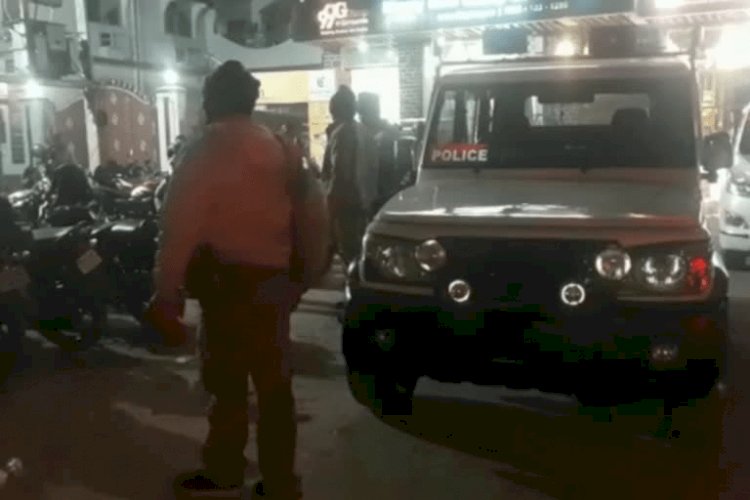 धनबाद: मेमको मोड़ से इनोवा सवार युवकों ने युवती को किया किडनैप, कार बरामद, ड्राइवर से पूछताछ