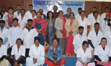 धनबाद: SNMMCH में नये स्टूडेंट्स का वेलकम सेशन,एमबीबीएस की नये सेशन की पढ़ाई शुरू 