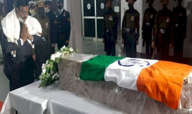 पलामू: नौसेना जवान सूरज दूबे की मर्डर को परिजन मान रहे हैं साजिश, सीबीआइ जांच की मांग 