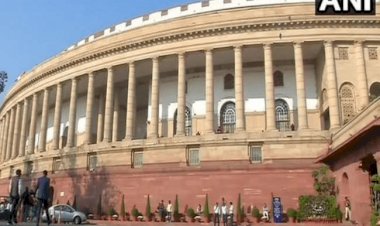 जम्मू-कश्मीर राज्य पुनर्गठन विधेयक लोकसभा से भी पास, स्टेट में देश का हर नियम कानून होगा मान्य