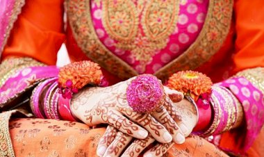 बिहार: शादी हुई किसी और से, विदाई के समय दूल्हा देखता ही रह गया,दुल्हन को बाइक पर उड़ा ले गया प्रेमी