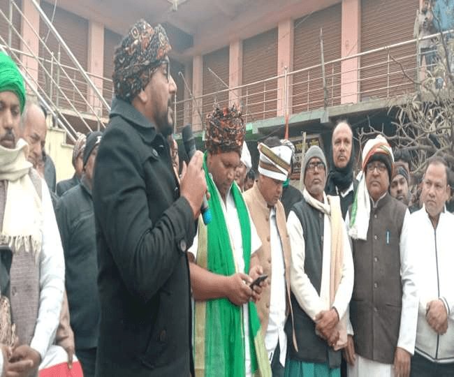 झारखंड: किसान आंदोलन के समर्थन में कांग्रेस ने गोड्डा से देवघर तक 90 किलोमीटर लंबी ट्रैक्टर रैली निकाली