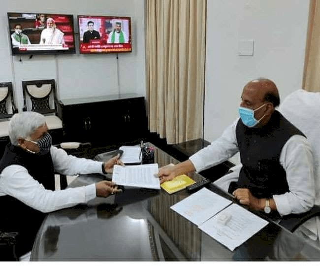 नेवी जवान सूरज दूबे मर्डर केस की जांच के लिए बनी हाई लेवल कमेटी, डिफेंस मिनिस्टर से मिले पलामू MP