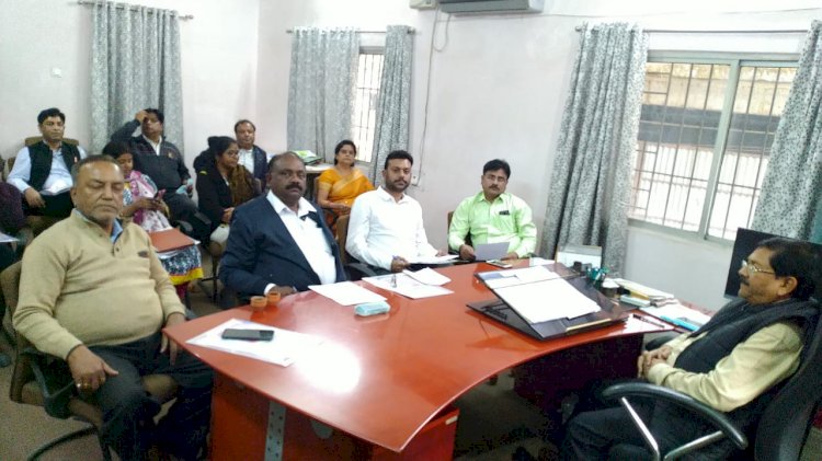 धनबाद:पीसीपीएनडीटी समिति की बैठक, बगैर रजिस्ट्रेशन के संचालित अल्ट्रासाउंड सेंटरों कार्रवाई करने का निर्णय 