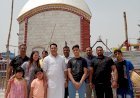 धनबाद: रणविजय सिंह ने परिजनों के साथ तारापीठ में की पूजा-अर्चना