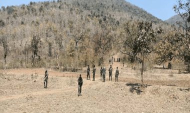 झारखंड: चाईबासा में भाकपा माओवादियों के लैंड माइंस विस्फोट में दो जवान शहीद, तीन घायल