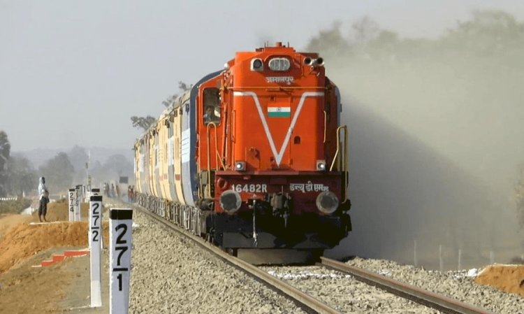 गोड्डा Rail Line का सीआरएस सफल, निशिकांत ने प्रदीप पर कसा तंज, अब तेरा क्या होगा कालिया !