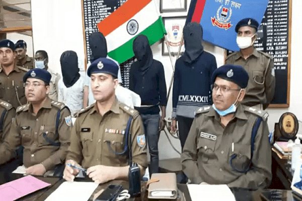 रांची: पैसे लेकर जमीन की सही रिपोर्ट नहीं देने पर हुई थी राजस्व कर्मचारी की मर्डर, चार अरेस्ट