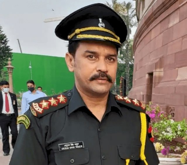 नई दिल्ली: टेरिटोरियल आर्मी में वित्त राज्य मंत्री अनुराग ठाकुर बने कैप्टन, मिला प्रमोशन