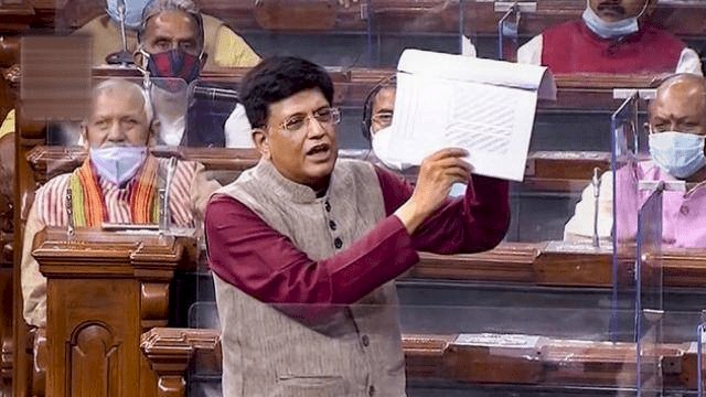रेलवे में प्राइवेट इन्वेस्टमेंट पर बोले पीयूष गोयल- गवर्नमेंट की बनाई रोड पर दौड़ती हैं प्राइवेट गाड़ियां तो पटरियों पर ऐसा क्यों ना हो?