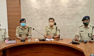 रामगढ़: अवैध संबंध  के कारण हुई थी एडवोकेट अजय कुमार महतो  की मर्डर, पत्नी व मौसेरा भाई अरेस्ट