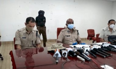 जमशेदपुर: वेब सीरीज सीरियल किलर 'असुर' देख दीपक ने बनायी थी वाइफ व बेटियों की मर्डर की प्लान, टीचर की बॉडी से किया था रेप