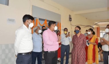 दुमका मेडिकल कॉलेज हॉस्पीटल में सीटी स्कैन व एचआरसीटी जांच शुरु, डीसी ने किया उद्घाटन