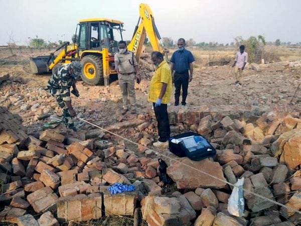 धनबाद:चार दिनों से लापता निरसा के युवक की बॉडी जंगल में मिली, मर्डर की आशंका