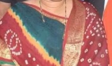 धनबाद: एक फोन पर रागिनी सिंह ने पाथरडीह हटतल्ला के गणेश पंडित की मां की बॉली के लिए उपलब्ध कराया एंबुलेंस