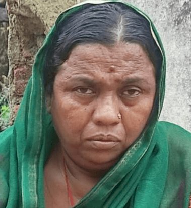 धनबाद: कतरास पुलिस स्टेशन से फरार मर्डर का आरोपी महिला अरेस्ट
