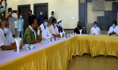 झारखंड:  शांतिपूर्ण संपन्न हो गयी  कांग्रेस विधायक दल की बैठक, विभिन्न मुद्दों पर पांच मेंबरवाली डेलीगेशन सीएम से मिलेगा