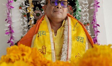 बिहार: पुलिस की नौकरी छोड़ पॉलिटिक्स में आने के बाद एक्स DGP गुप्तेश्वर पांडे अब अब अध्यात्म की दुनिया में 