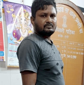 धनबाद: लाला खान मर्डर केस का शूटर भोला साव रांची से अरेस्ट, राजगंज पुलिस स्टेशन में रखकर पूछताछ