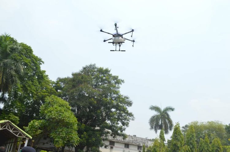 Dhanbad News:एना प्रोजेक्ट में मेंशन-रघुकुल समर्थक आमने-सामने, DVC की जमीन बेच दी, वारंटी अरेस्ट,प्रेमी-युगल, राइजिंग किचेन, ड्रोन से किया गया सेनेटाइजेशन